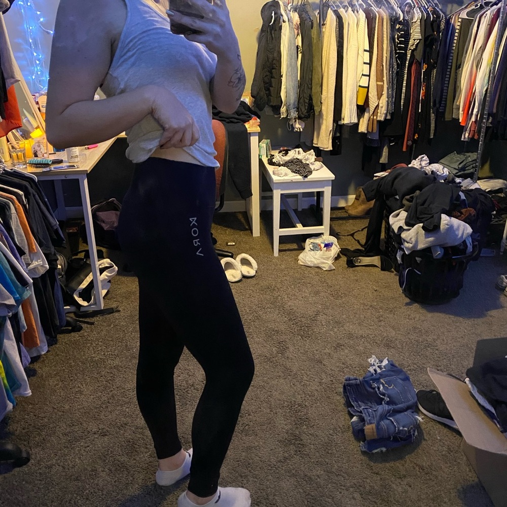 Athletic leggings
